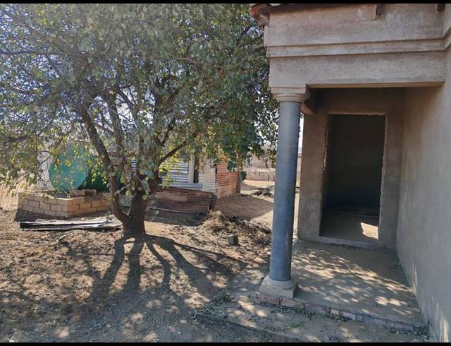 3 BEDROOM HOUSE FOR SALE IN MANKWENG